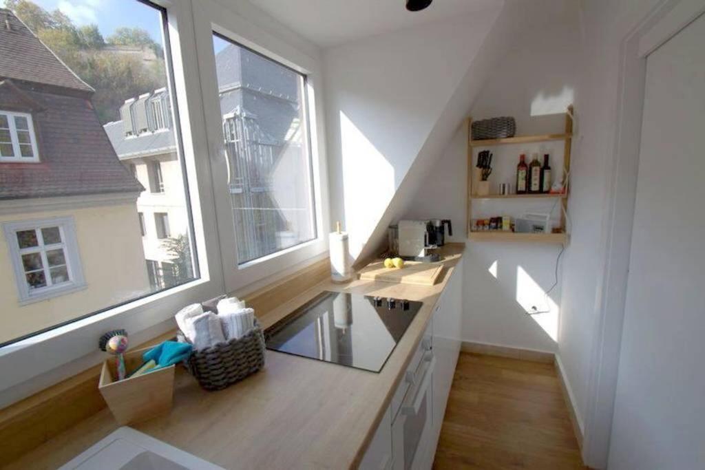 stilvolle Wohnung direkt in der City Würzburg Exterior foto